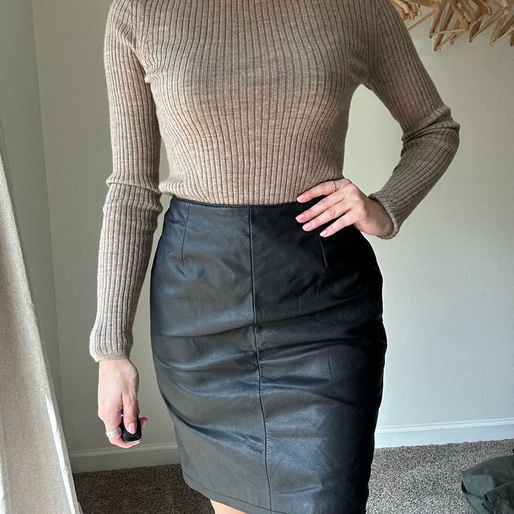 Maxima Black 100% Leather Pencil Skirt